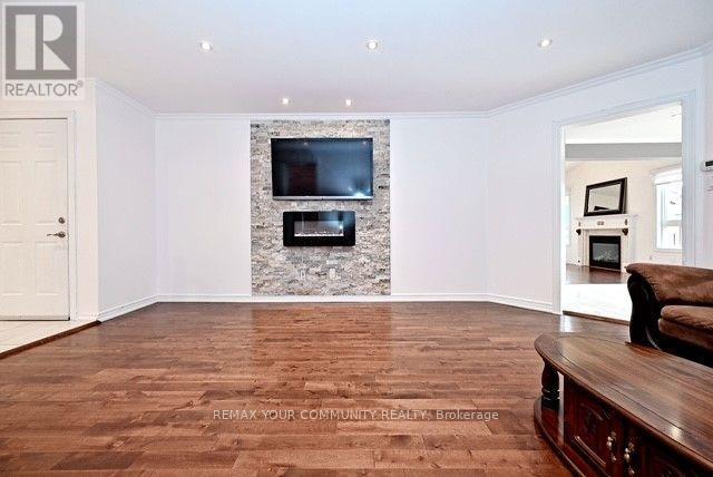 73 Laurendale Avenue Property Photo 6