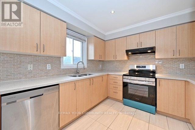 73 Laurendale Avenue Property Photo 12