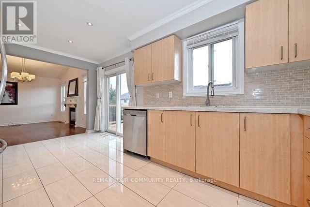 73 Laurendale Avenue Property Photo 13