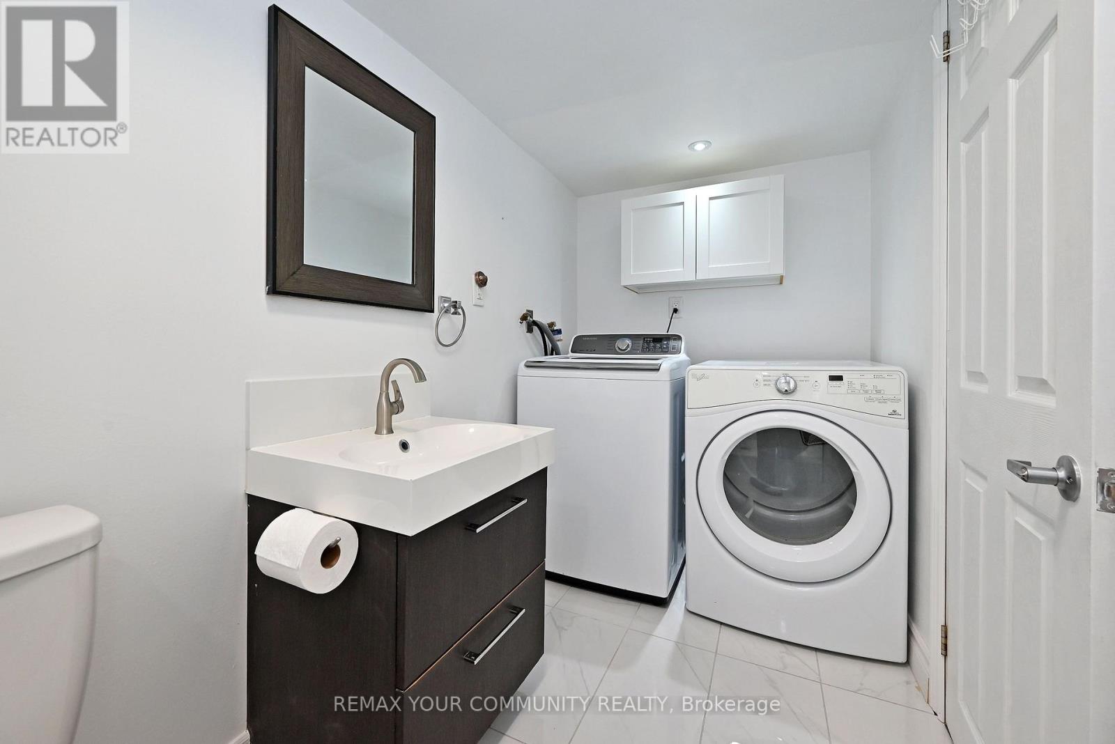 73 Laurendale Avenue Property Photo 31