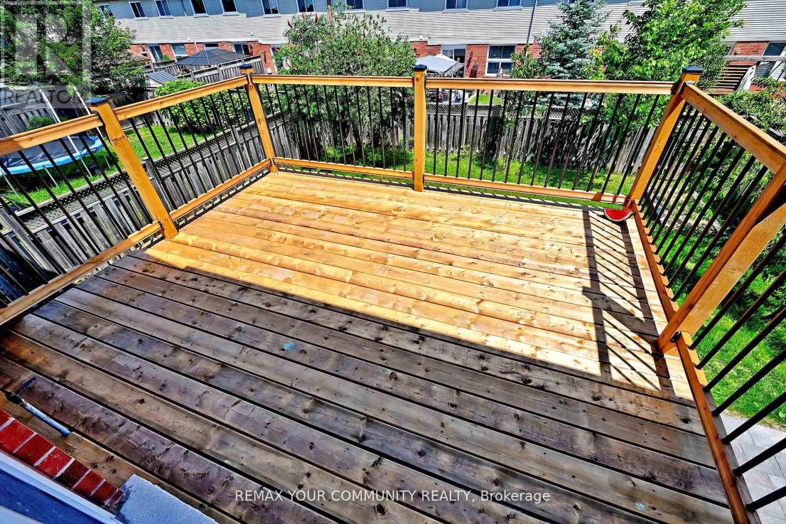 73 Laurendale Avenue Property Photo 40