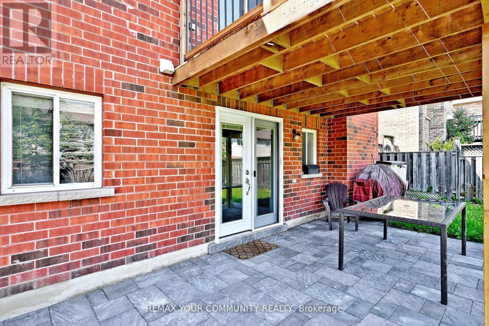 73 Laurendale Avenue Property Photo 43