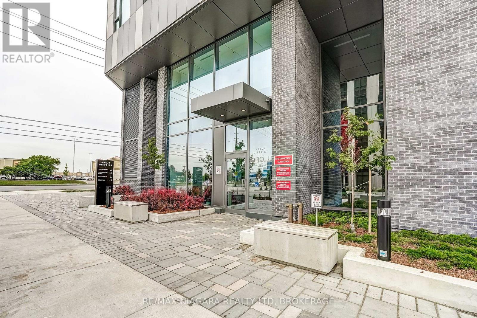 1419 - 10 Abeja Street Property Photo 3