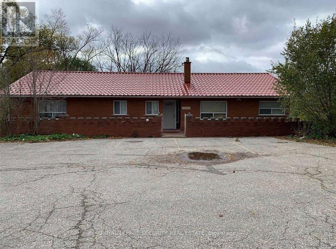 Lower B - 10432 Islington Avenue Property Photo 1