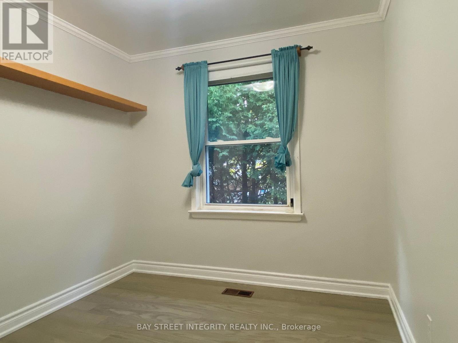 207 Maple Avenue Property Photo 12