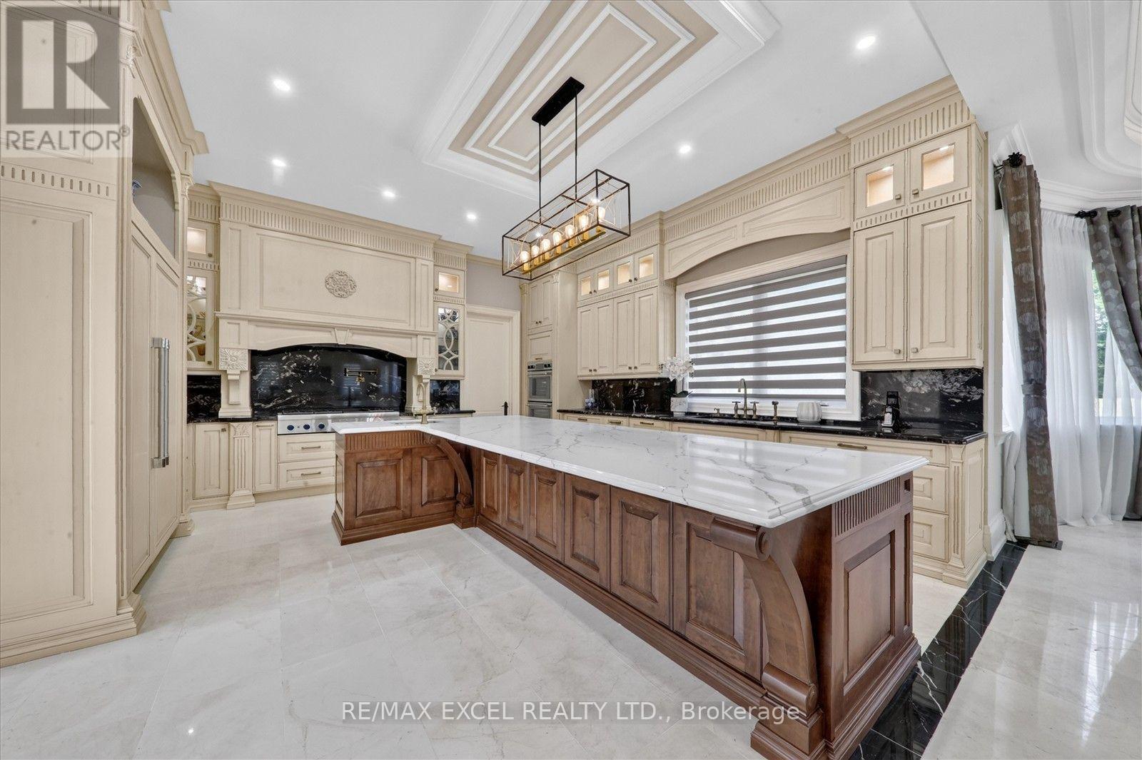 28 Personna Boulevard Property Photo 14