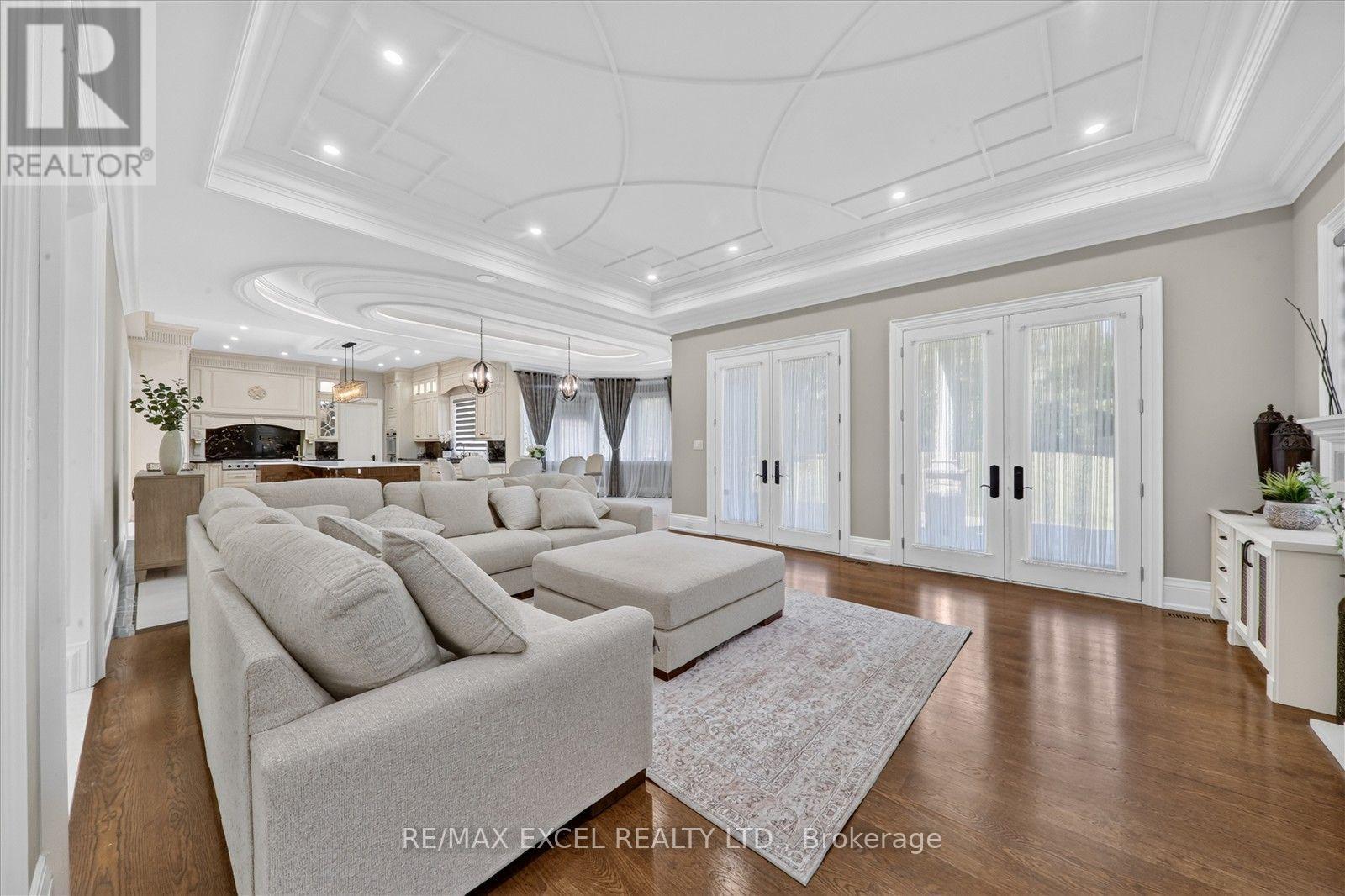 28 Personna Boulevard Property Photo 20