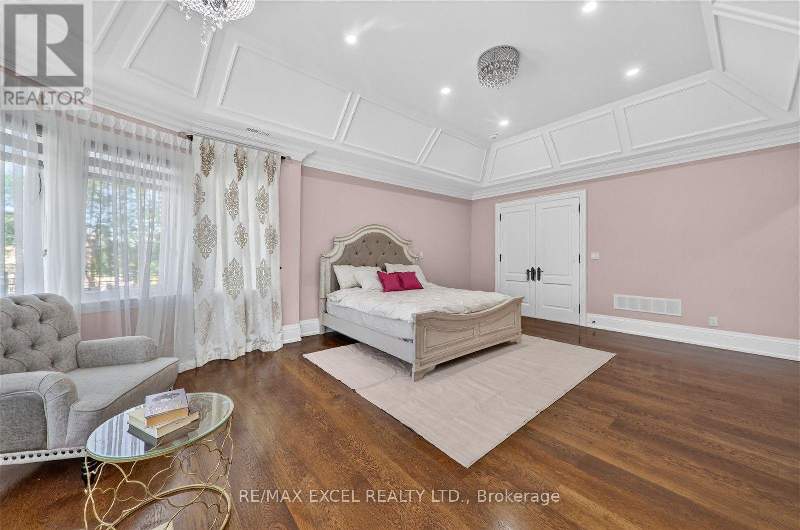 28 Personna Boulevard Property Photo 30
