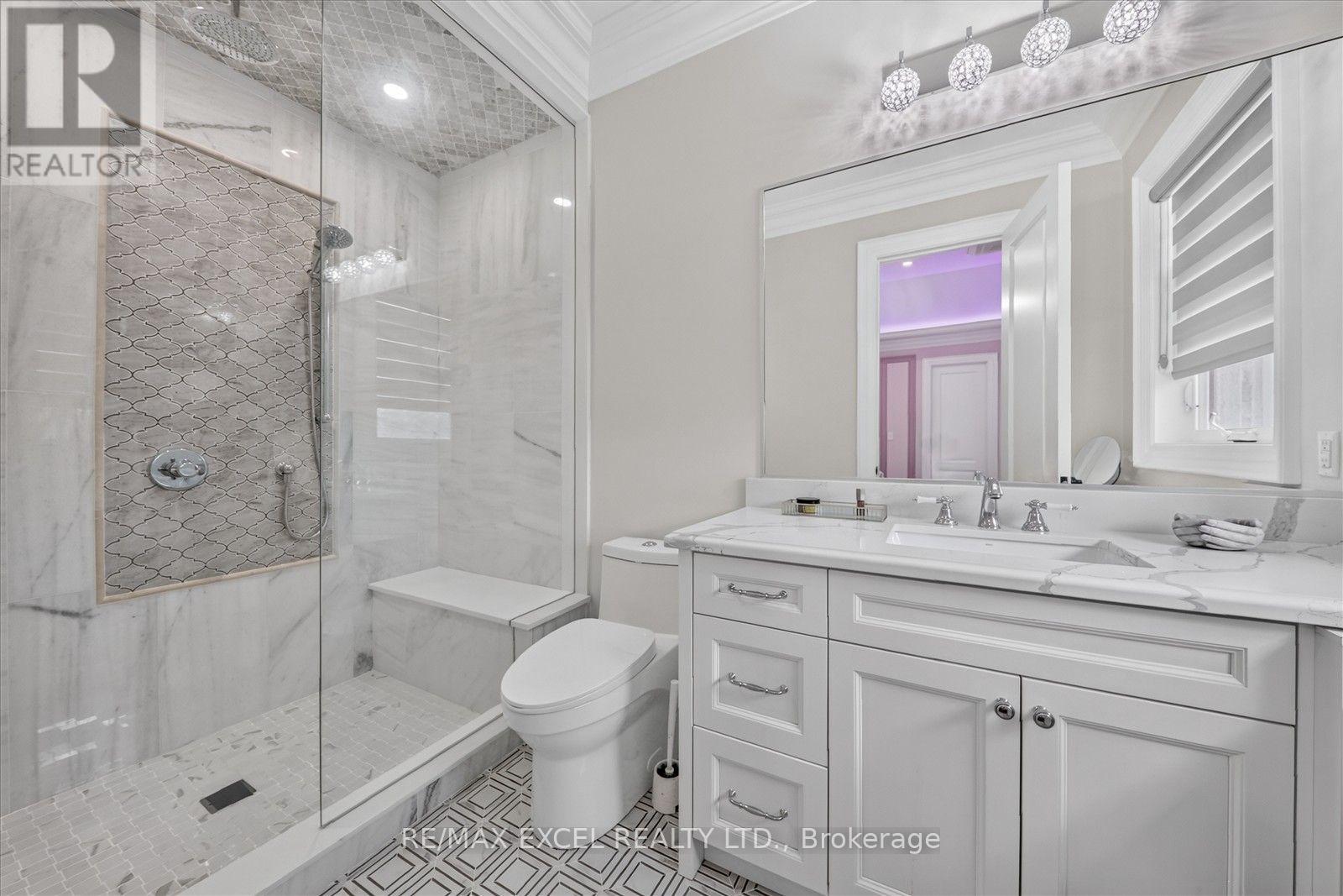 28 Personna Boulevard Property Photo 37