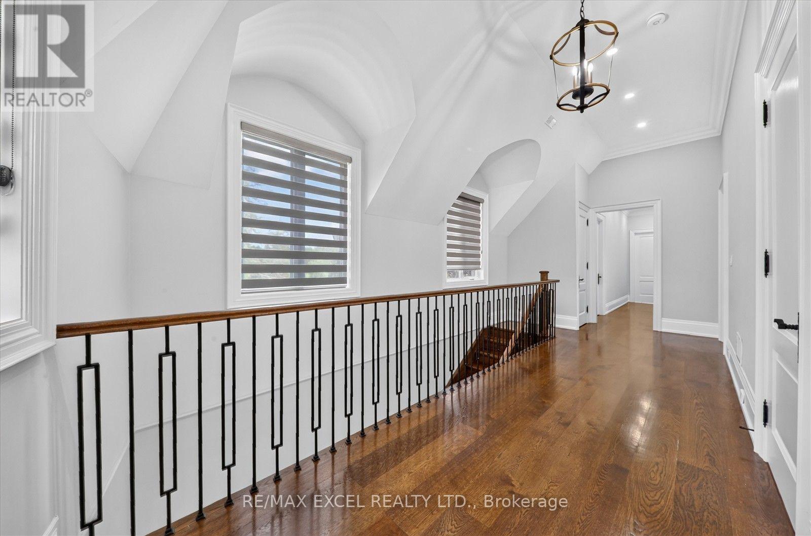 28 Personna Boulevard Property Photo 38