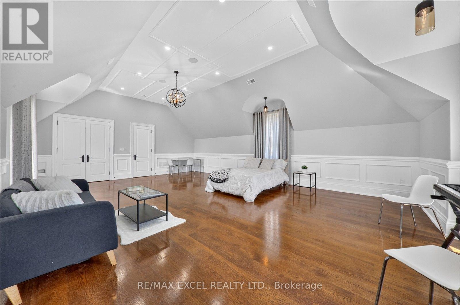 28 Personna Boulevard Property Photo 41