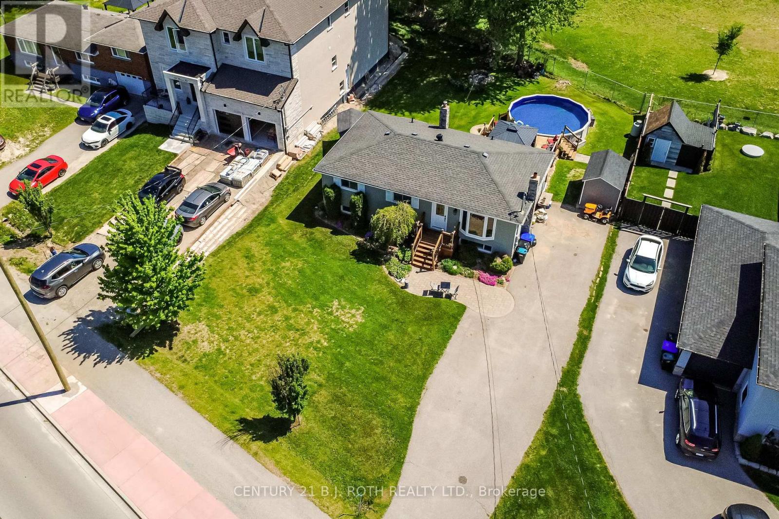 671 Simcoe Road Property Photo 1