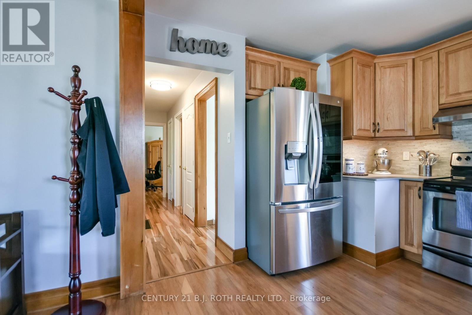 671 Simcoe Road Property Photo 14