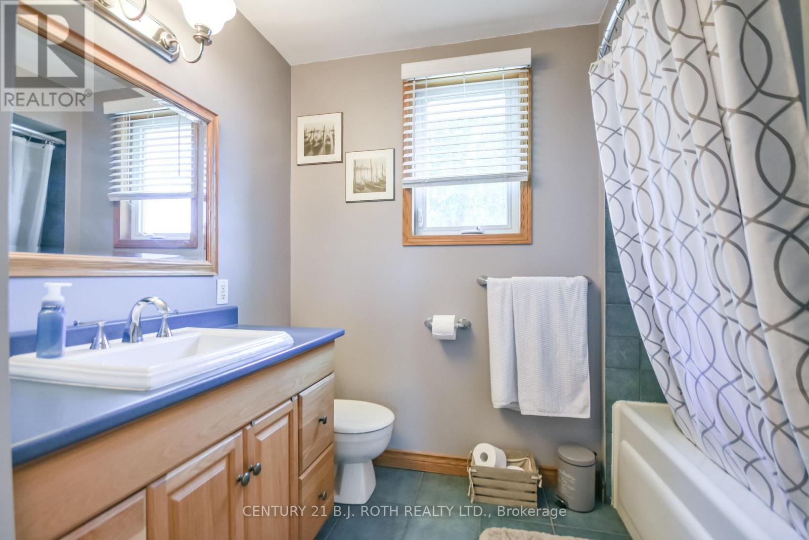 671 Simcoe Road Property Photo 18