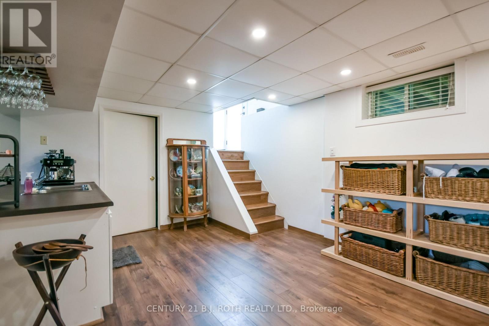 671 Simcoe Road Property Photo 27