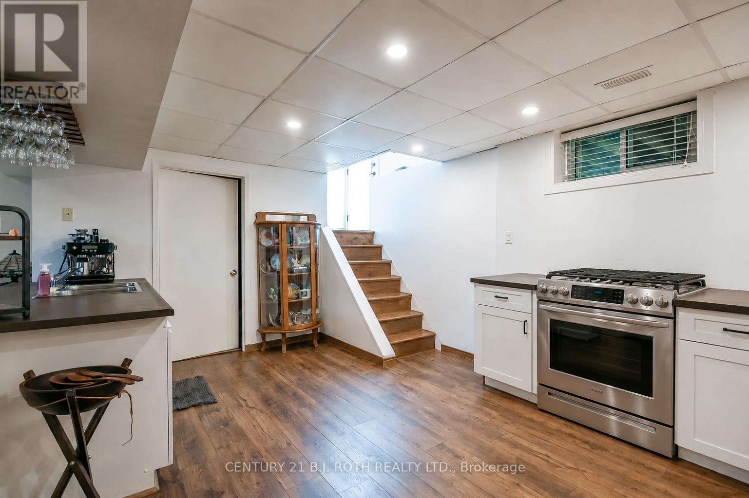 671 Simcoe Road Property Photo 28