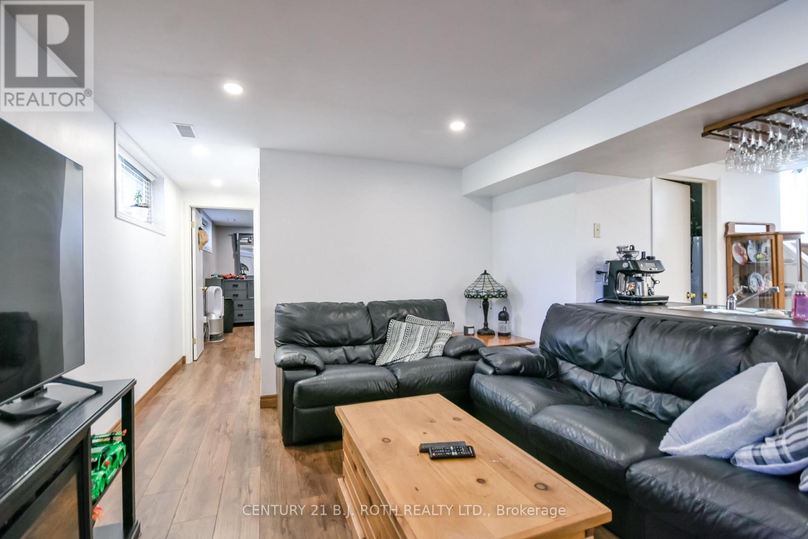 671 Simcoe Road Property Photo 31