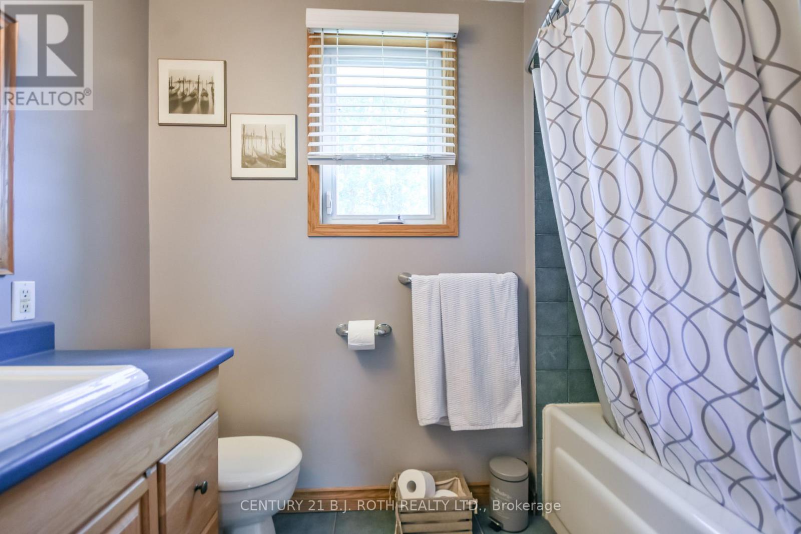 671 Simcoe Road Property Photo 45