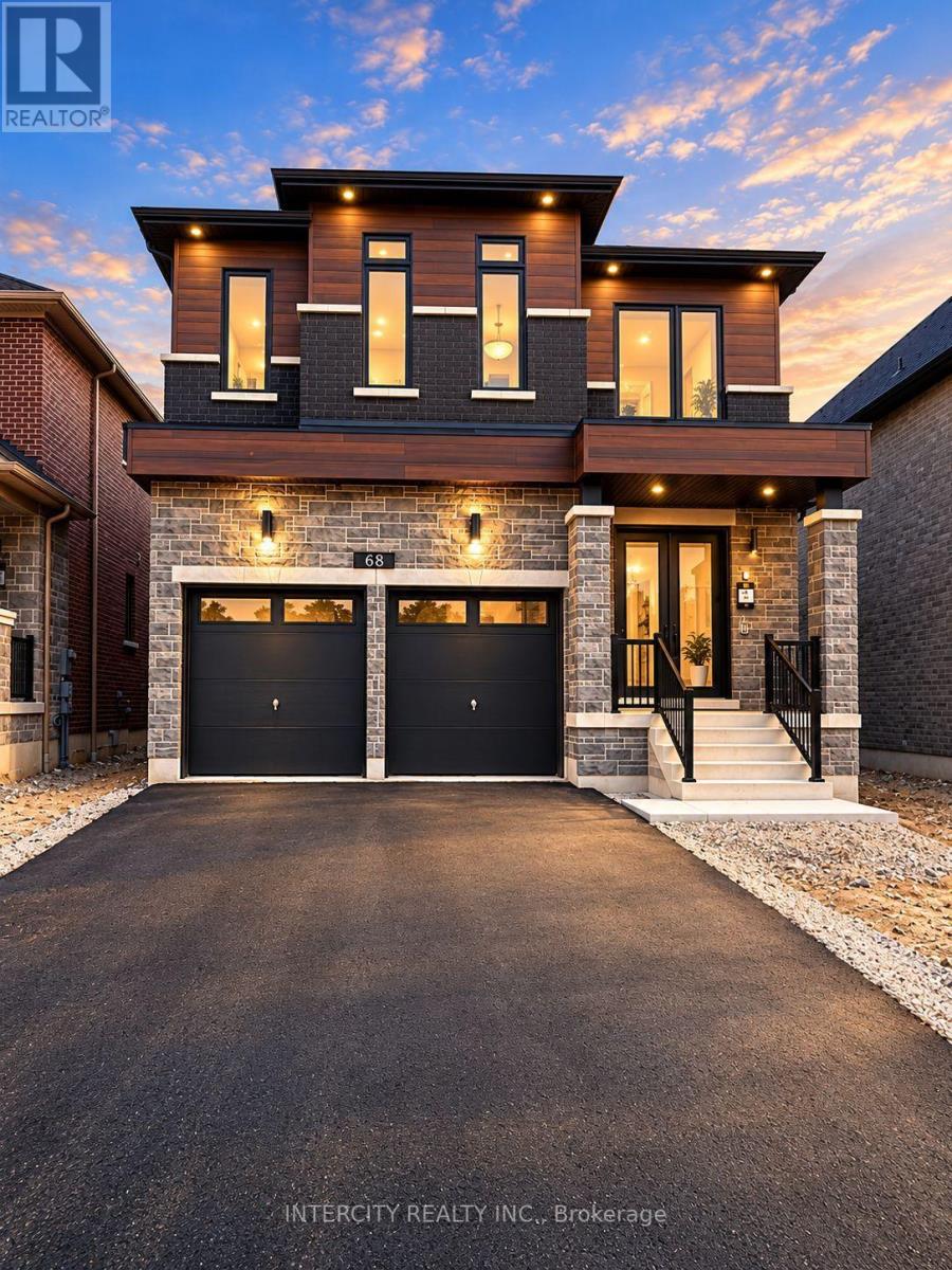 68 Caddie Crescent Property Photo 1