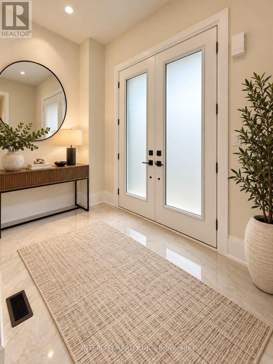 68 Caddie Crescent Property Photo 2