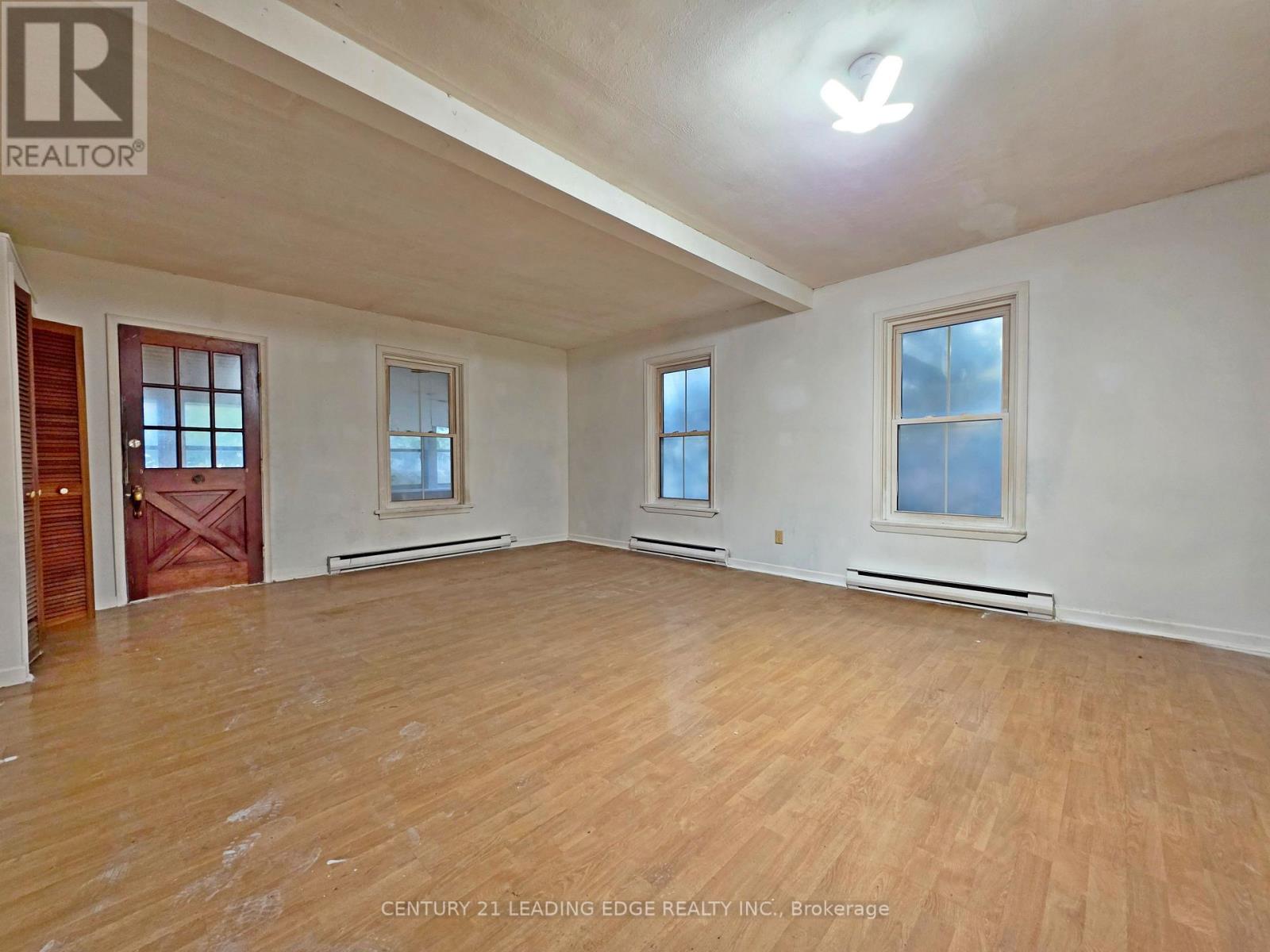 49 High Street Property Photo 3
