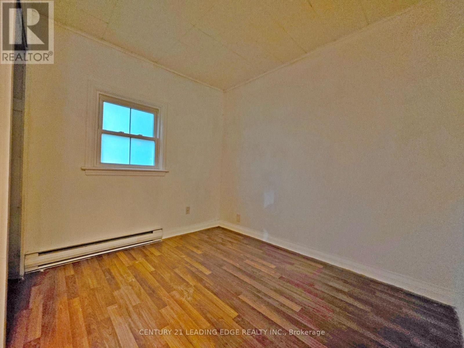 49 High Street Property Photo 9