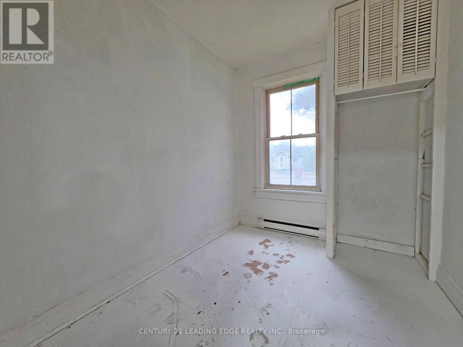 49 High Street Property Photo 11