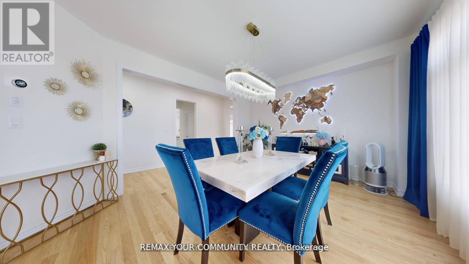 1072 Wickham Road Property Photo 8