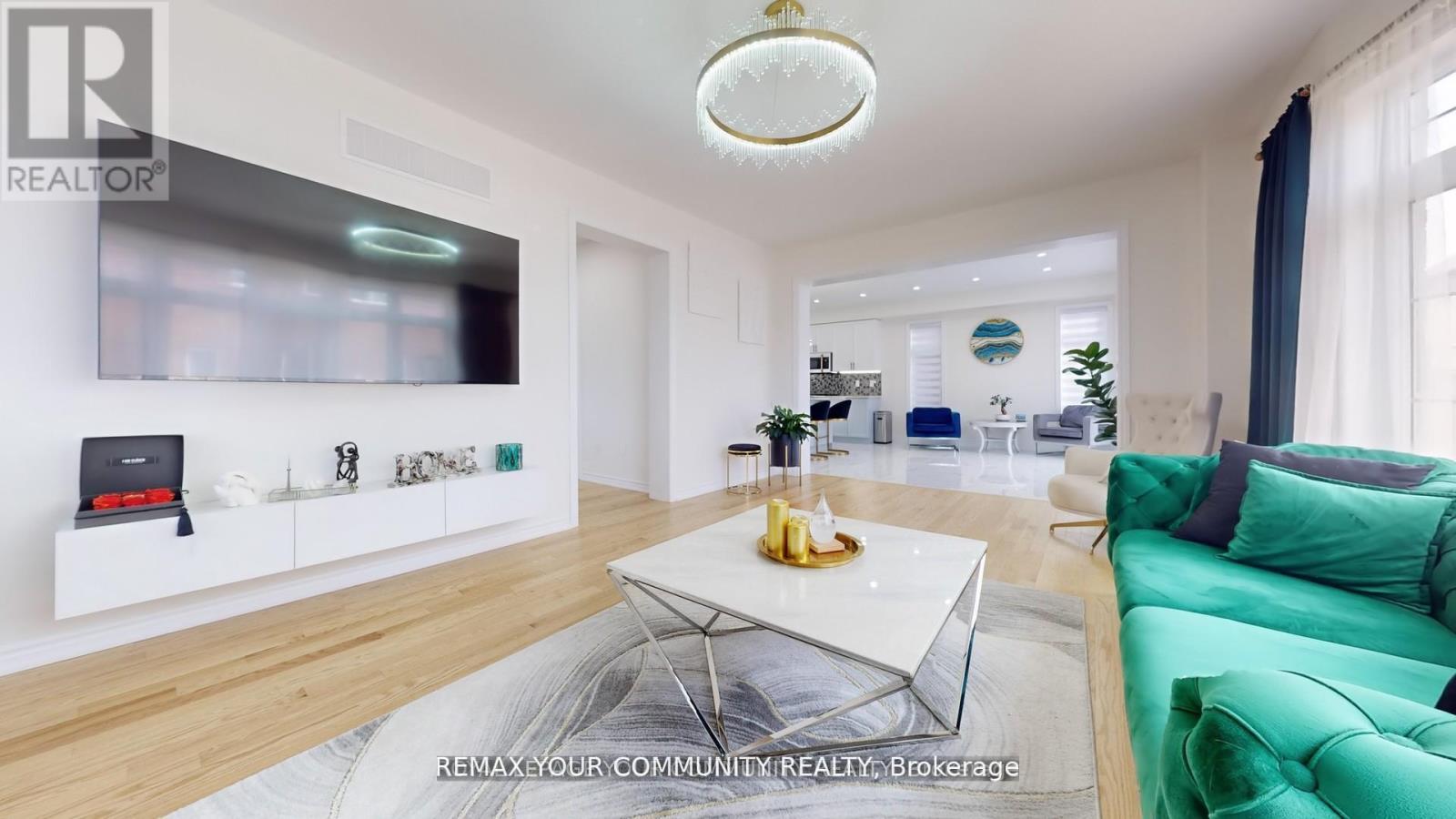 1072 Wickham Road Property Photo 18