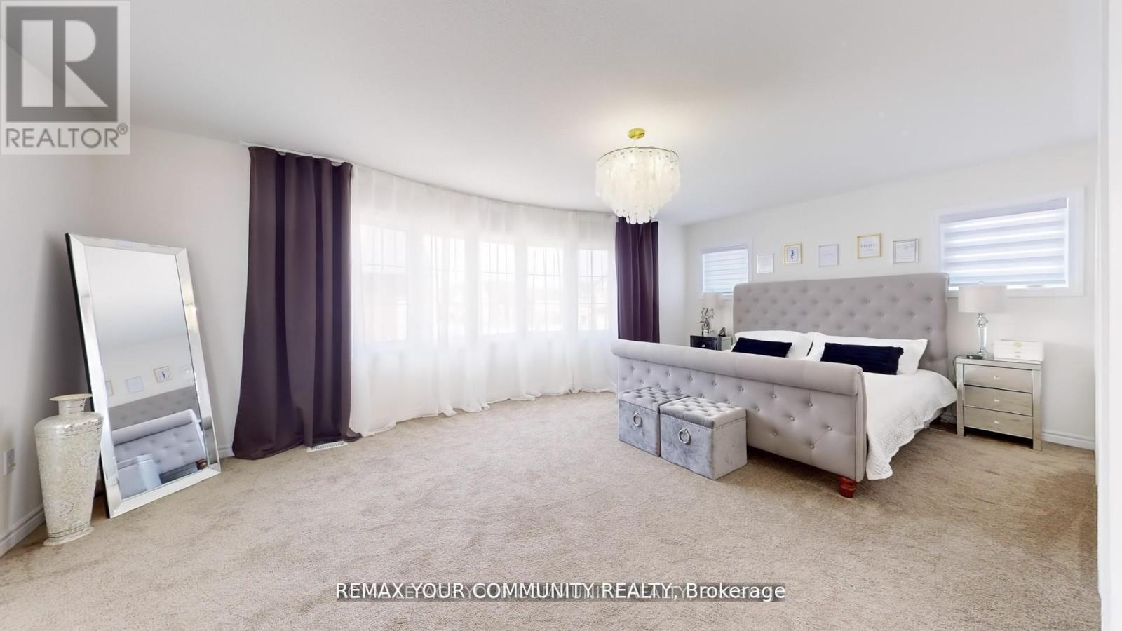 1072 Wickham Road Property Photo 23