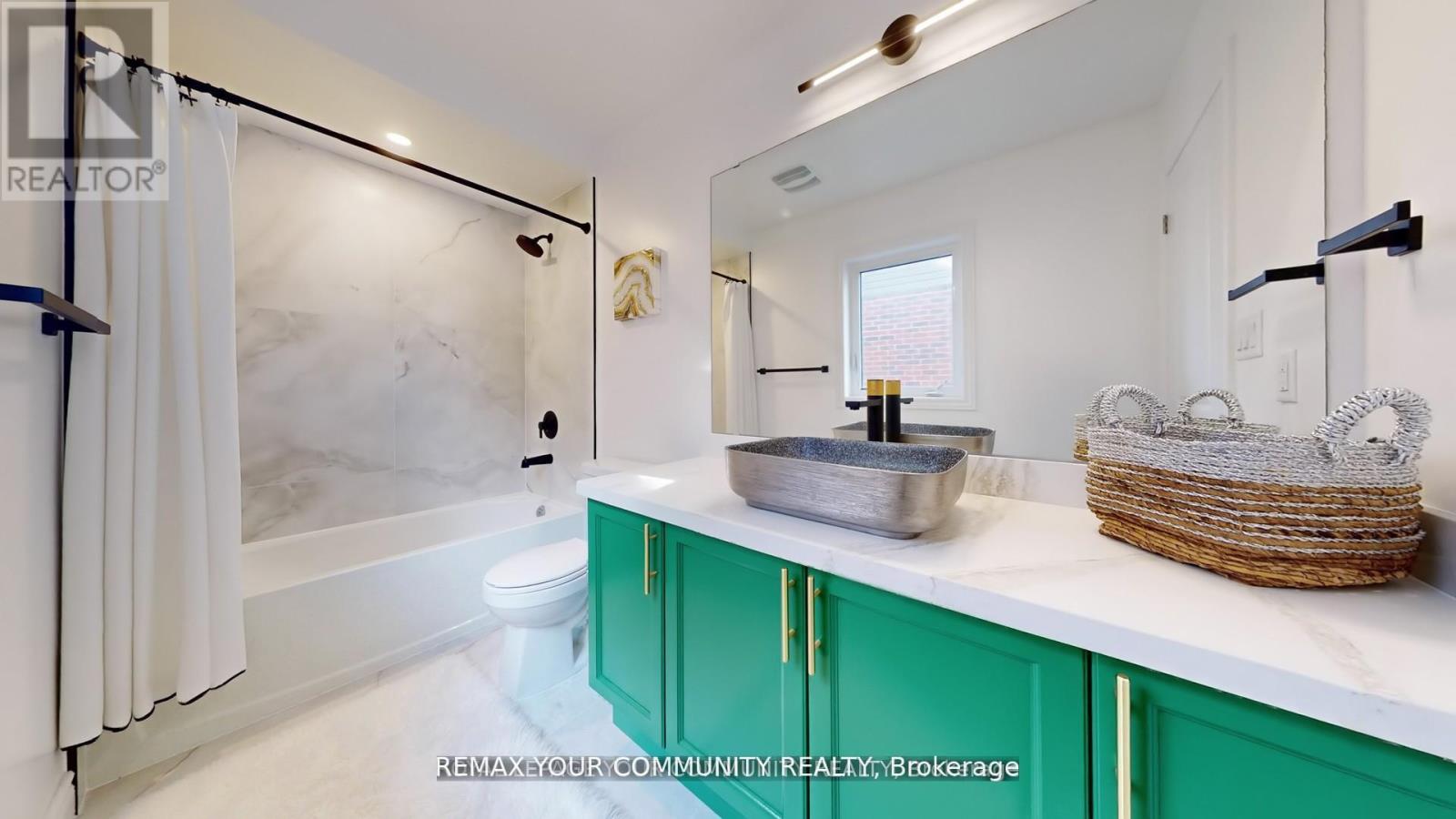 1072 Wickham Road Property Photo 37