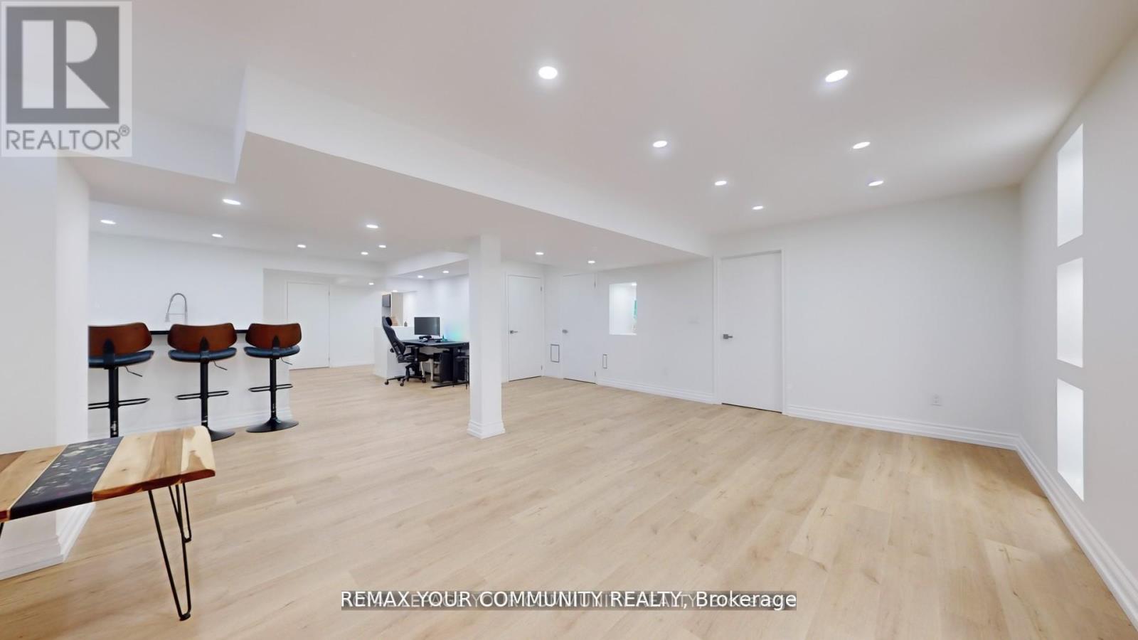 1072 Wickham Road Property Photo 38