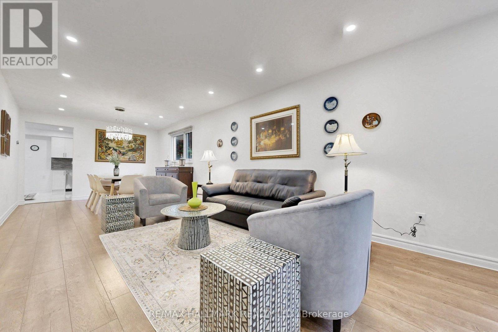 22 Pining Road Property Photo 3