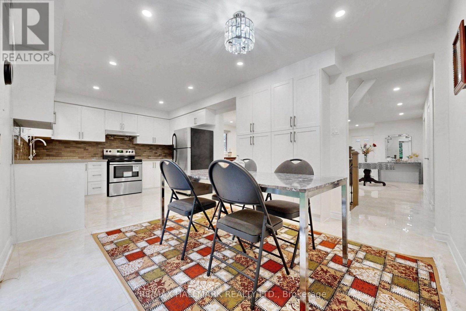 22 Pining Road Property Photo 7