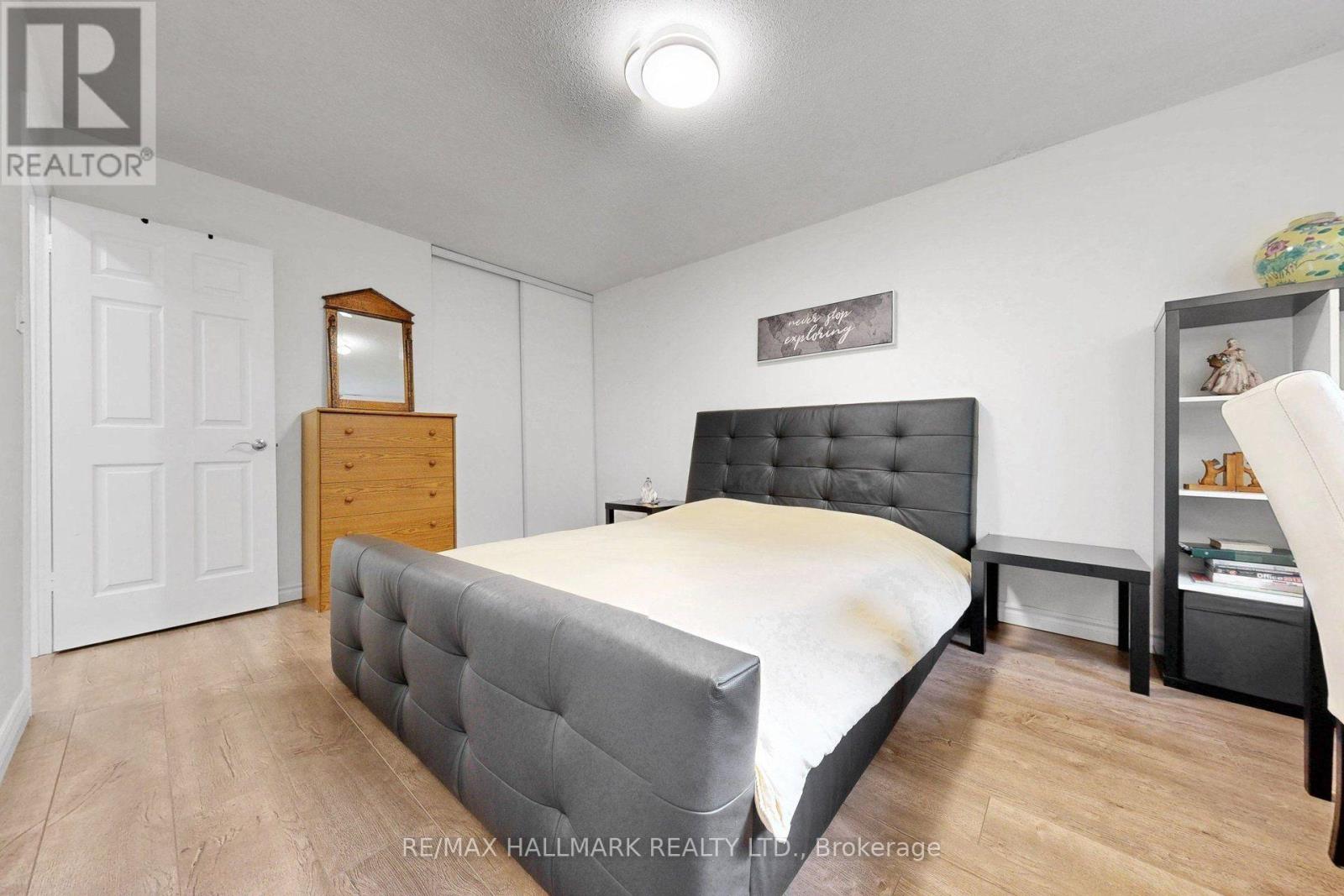 22 Pining Road Property Photo 19