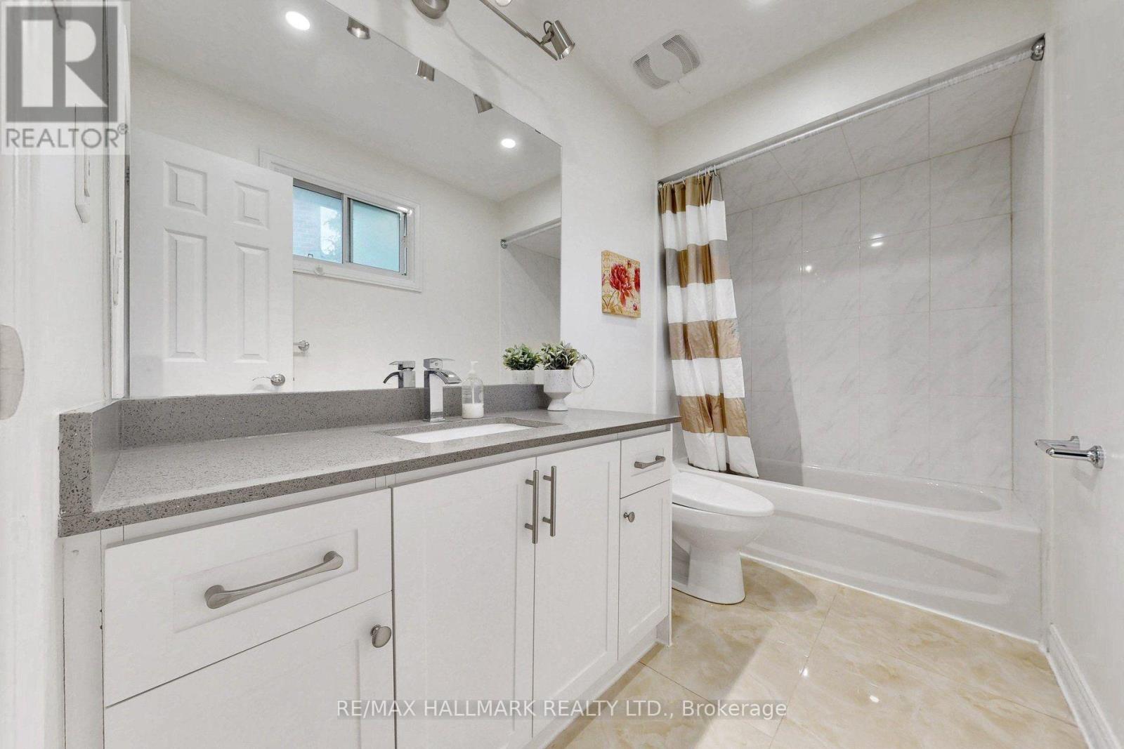 22 Pining Road Property Photo 23