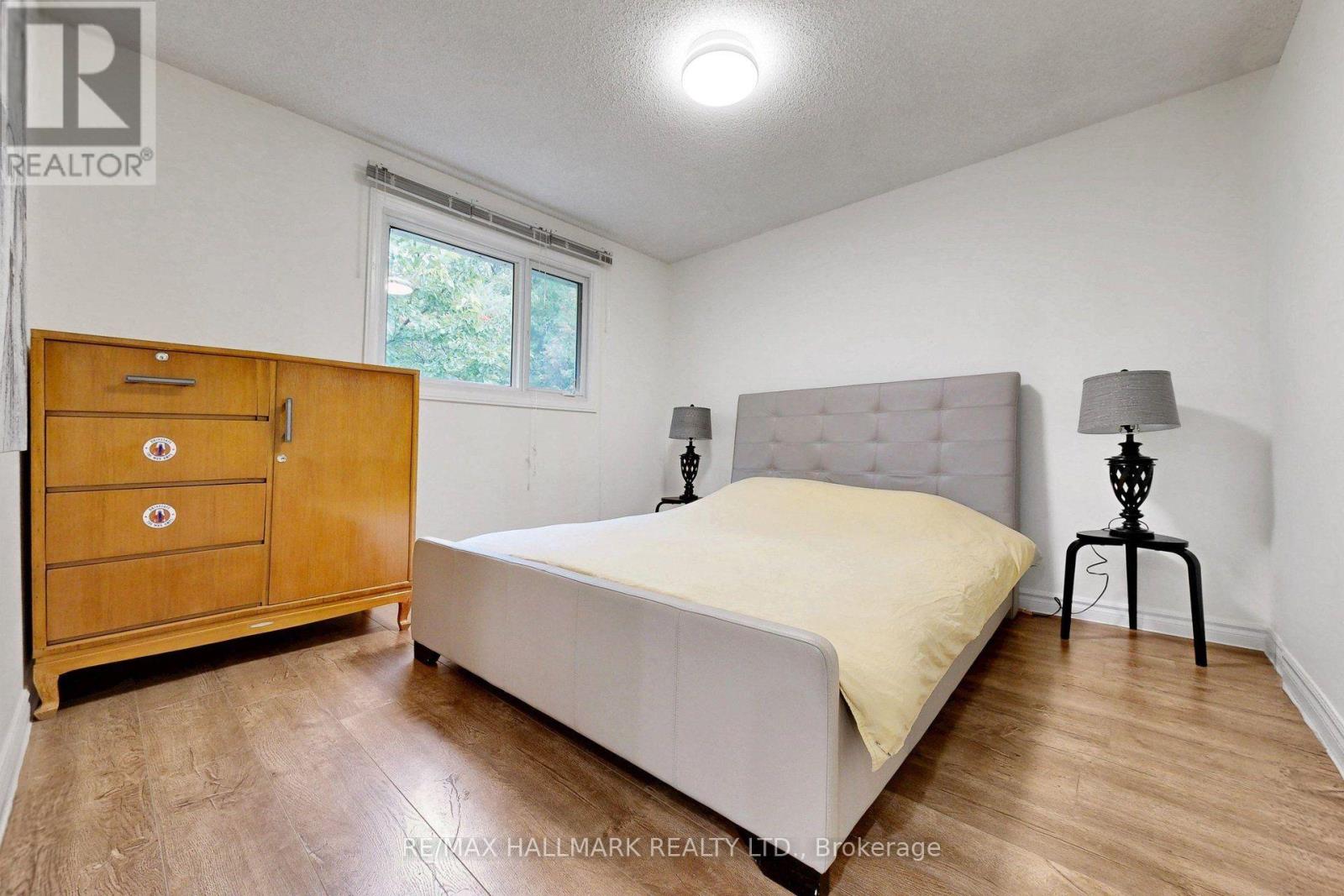 22 Pining Road Property Photo 24