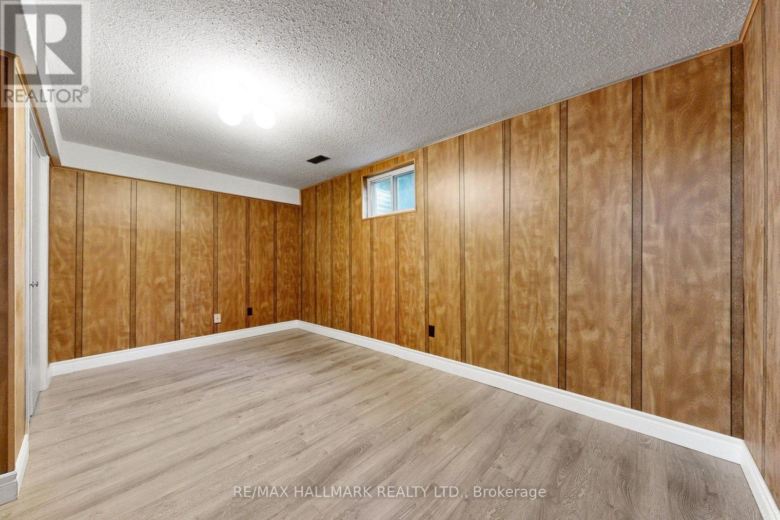 22 Pining Road Property Photo 29