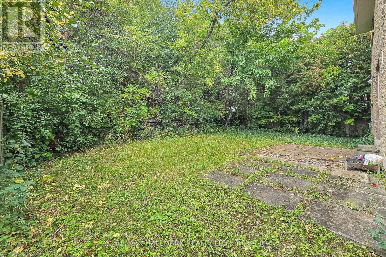 22 Pining Road Property Photo 34
