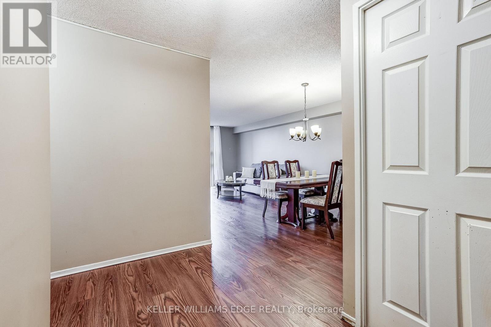 603 - 40 Harding Boulevard W Property Photo 7