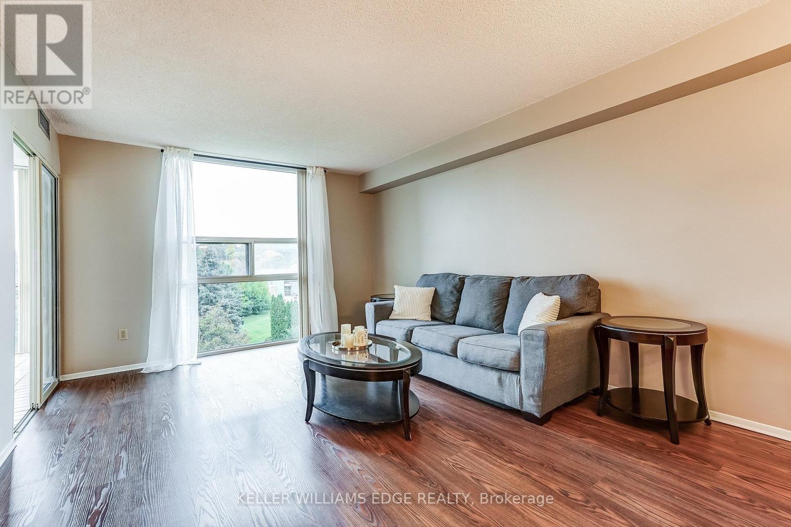 603 - 40 Harding Boulevard W Property Photo 11