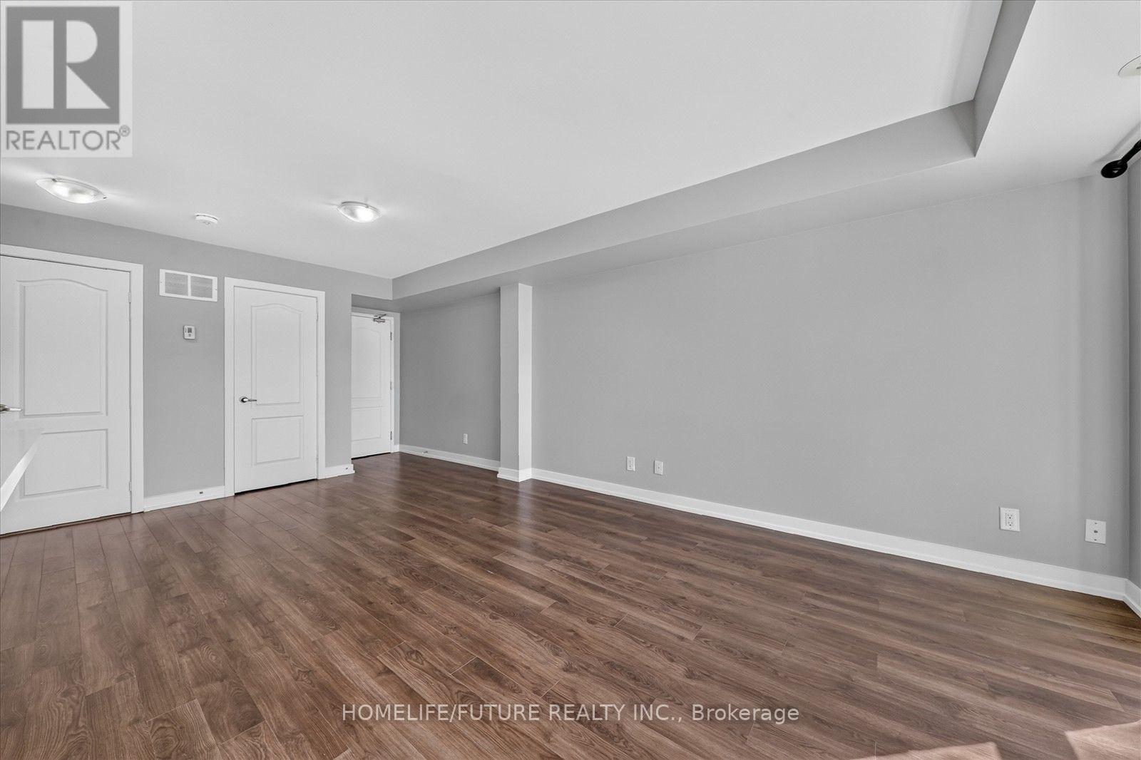 908 - 2 Blanche Lane Property Photo 10