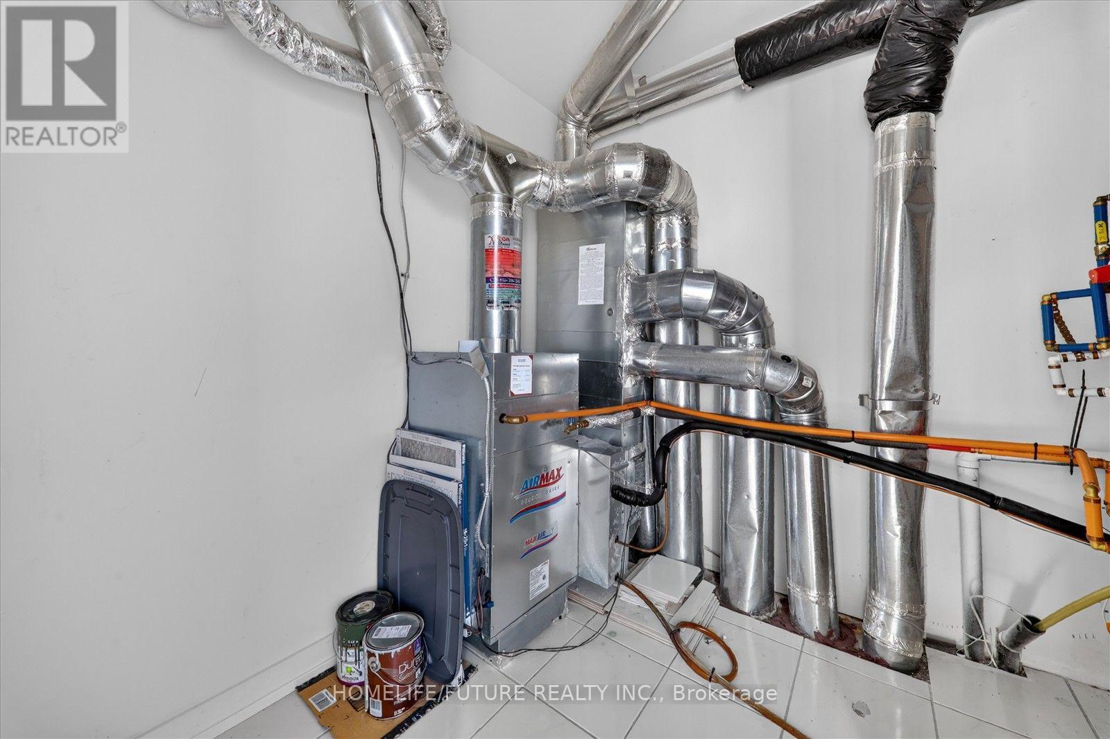 908 - 2 Blanche Lane Property Photo 30