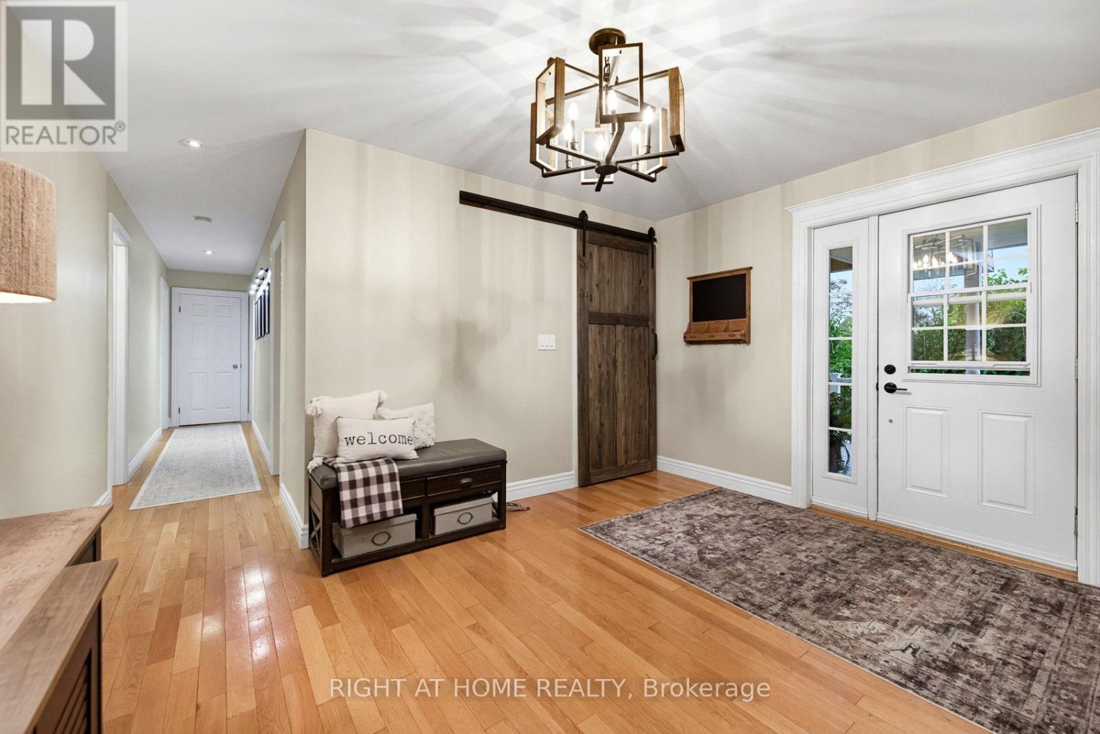 31 Uxbridge Heights Drive Property Photo 6