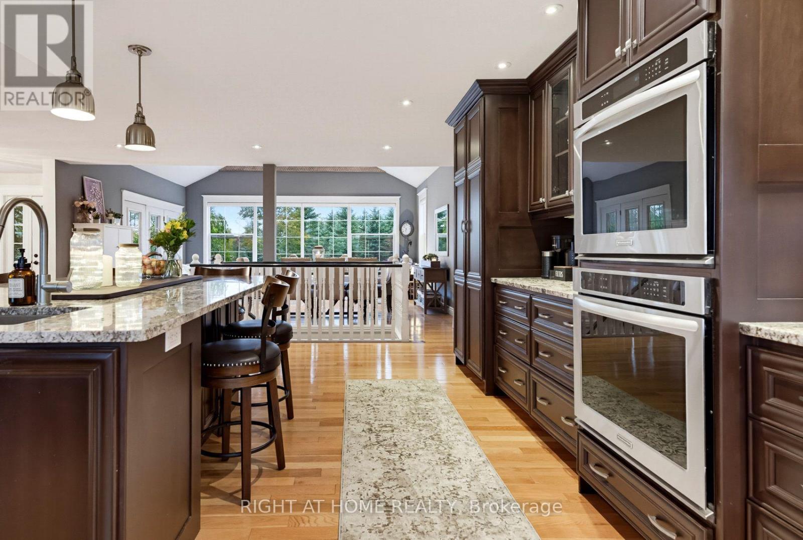 31 Uxbridge Heights Drive Property Photo 12
