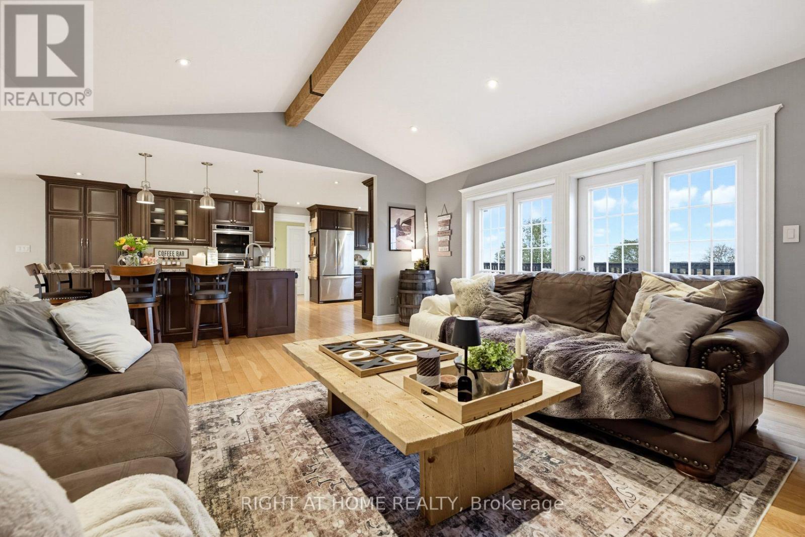 31 Uxbridge Heights Drive Property Photo 15