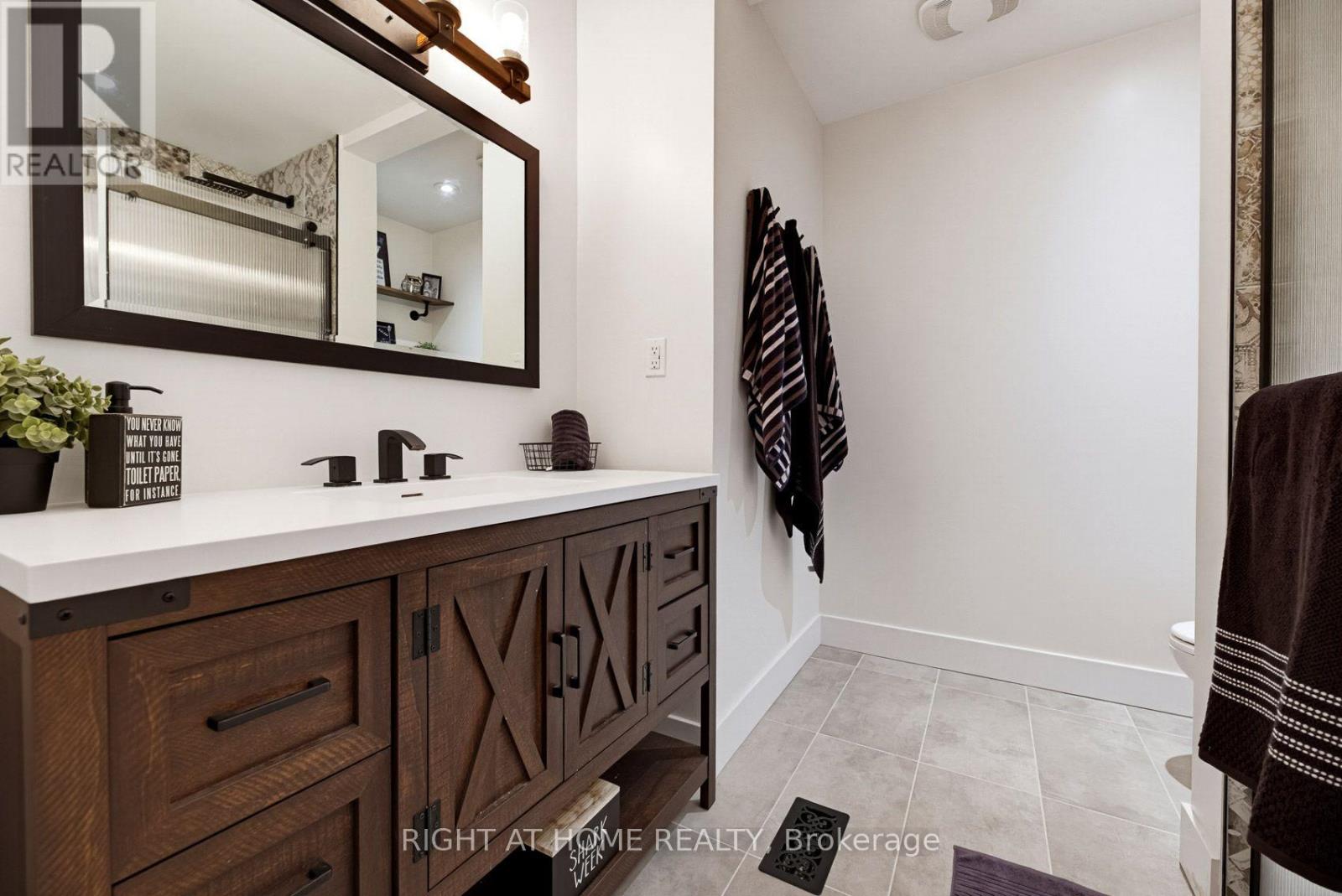 31 Uxbridge Heights Drive Property Photo 23
