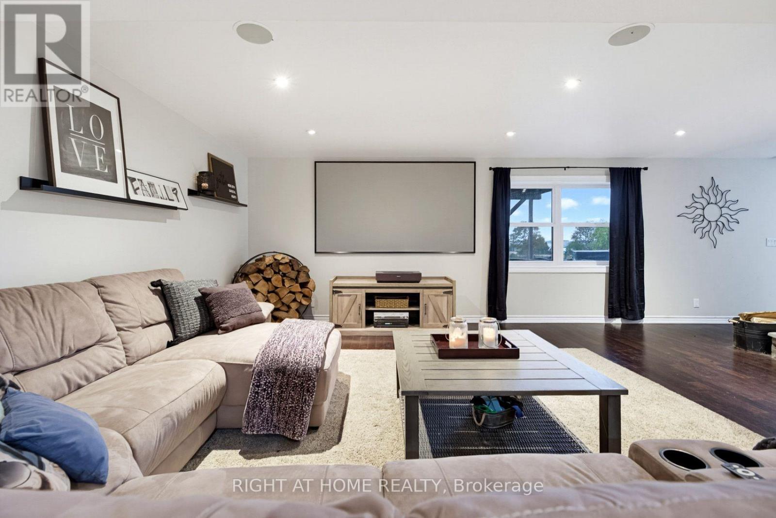 31 Uxbridge Heights Drive Property Photo 26