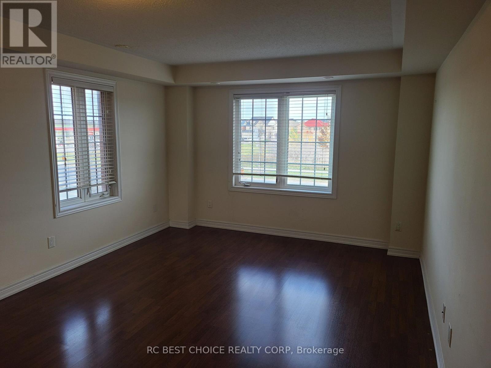 9982 Mccowan Road Property Photo 11