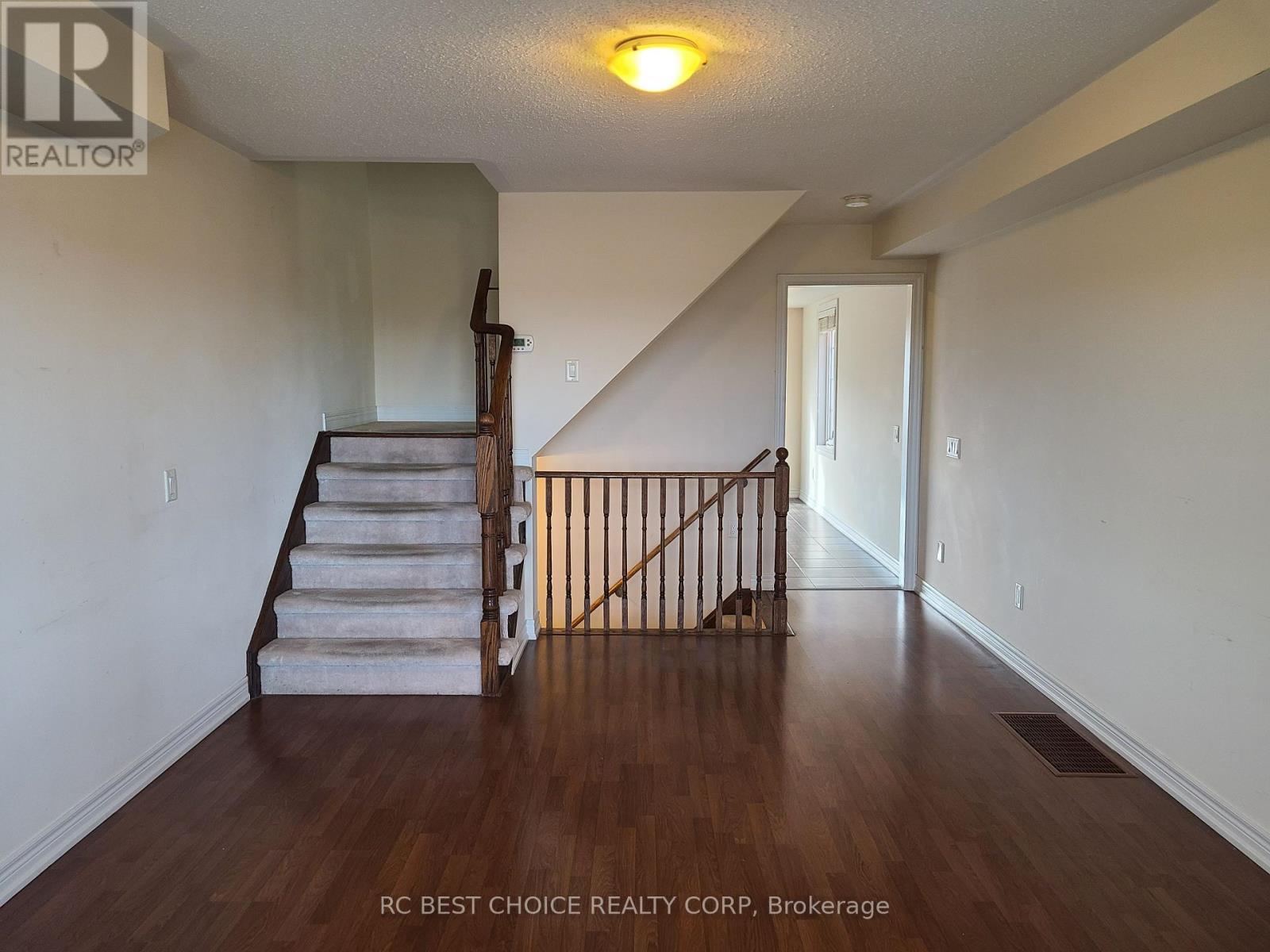 9982 Mccowan Road Property Photo 12